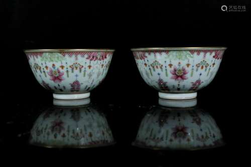 A pair of famil rose lotus bowls