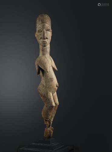 STATUE LOBI BURKINA FASO Bois. H. 59,5 cm Belle et…