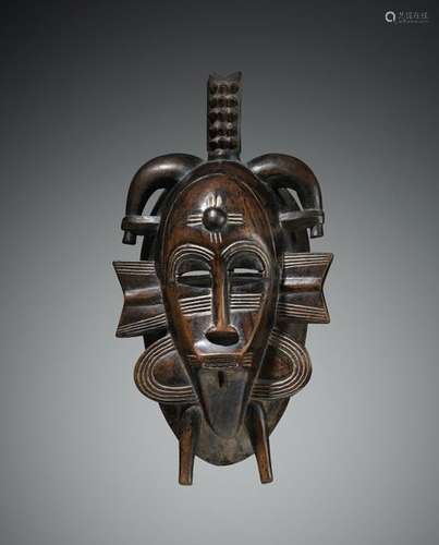 Masque Senufo Côte d'Ivoire Bois. H. 33 cm Beau ma…