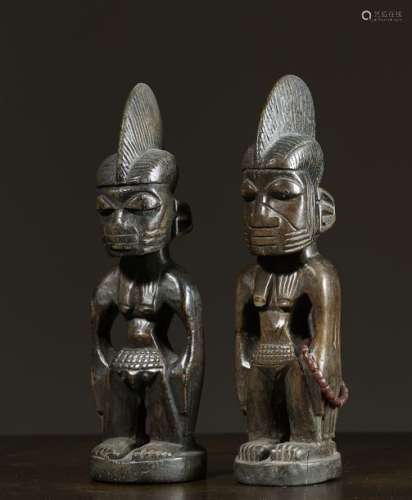 Paire de statuettes Ibeji Yoruba Nigeria Bois. H. …