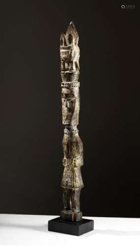 Statuette Urhobo / Isoko Nigeria Bois. H. 47,5 cm …