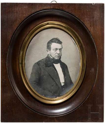 Große Daguerreotypie, Victor Plumier, Frankreich, um 1850Ovales Brustportrait eines Mannes mittleren