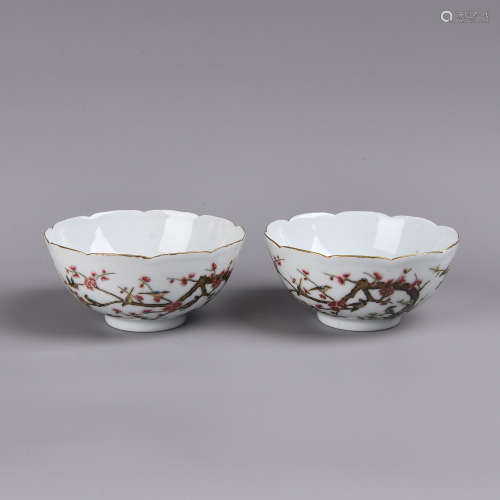 A Pair of Chinese Famille-Rose Porcelain Bowls