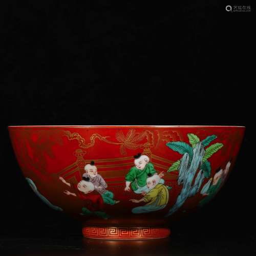 A Chinese Iron-Red Glazed Famille-Rose Porcelain Bowl