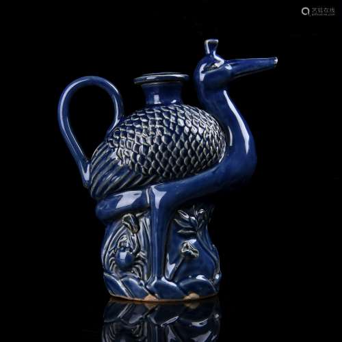 A Chinese Blue Glazed Porcelain Wine Pot