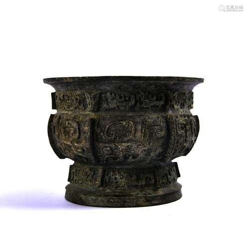 A Chinese Bronze Water Pot