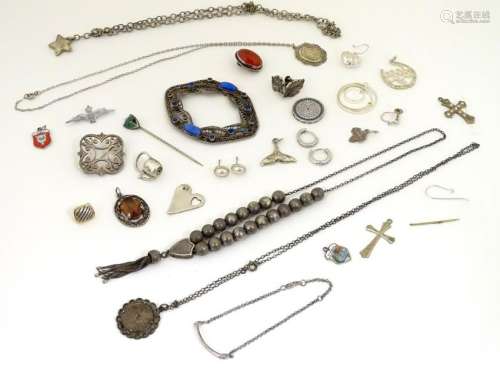 Assorted jewellery etc including a silver bracelet,