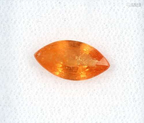 Loose bevelled mandarine garnets