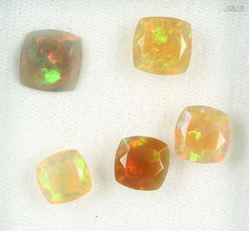 Lot 5 loose opals
