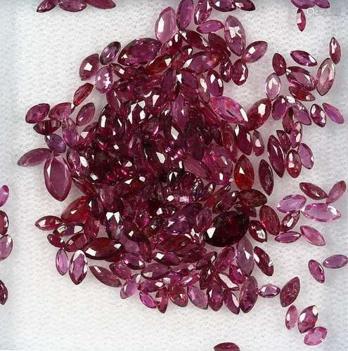 Lot loose rubies