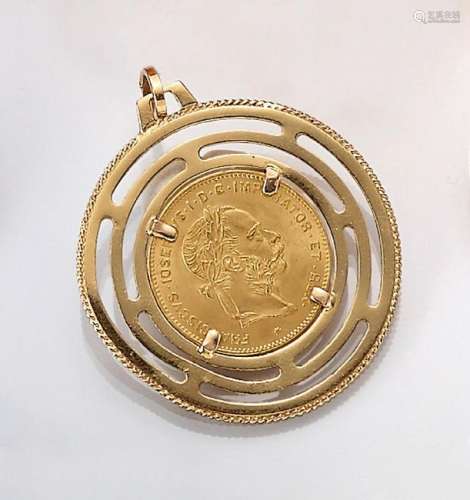 14 kt gold coin pendant