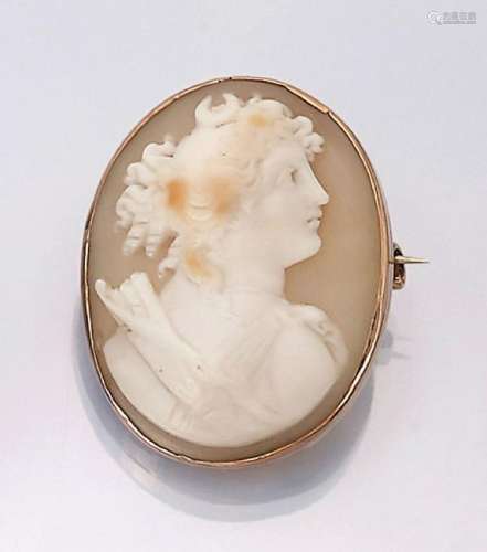 Brooch with shell cameo, England ca. 1860