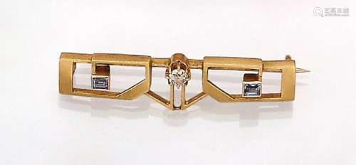 14 kt gold Art Nouveau brooch with diamond and