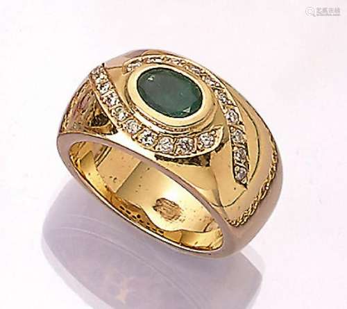 18 kt gold ring with emeralds and diamonds