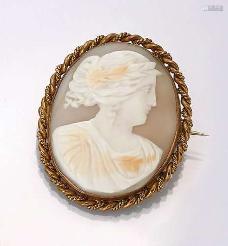 Brooch with shell cameo, England approx. 1890s