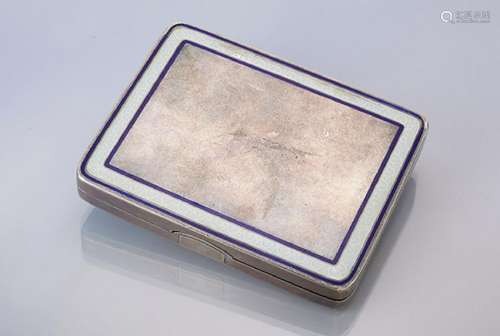 Cigarette case with enamel