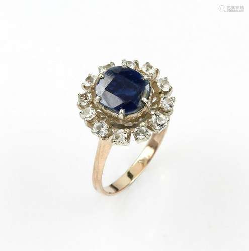 8 kt gold ring with sapphires