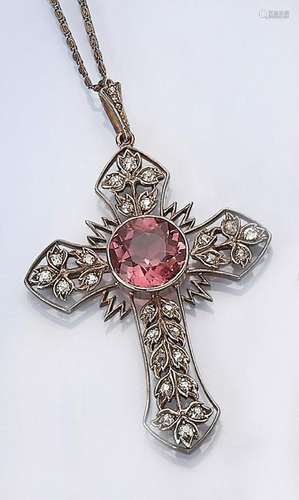 Crosspendant with pinkcoloured tourmaline and diamonds