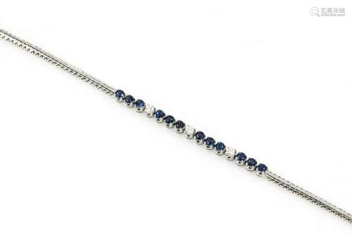 18 kt gold bracelet with sapphires and brilliants