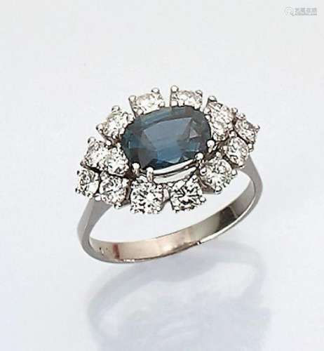 14 kt gold ring with sapphire and brilliants