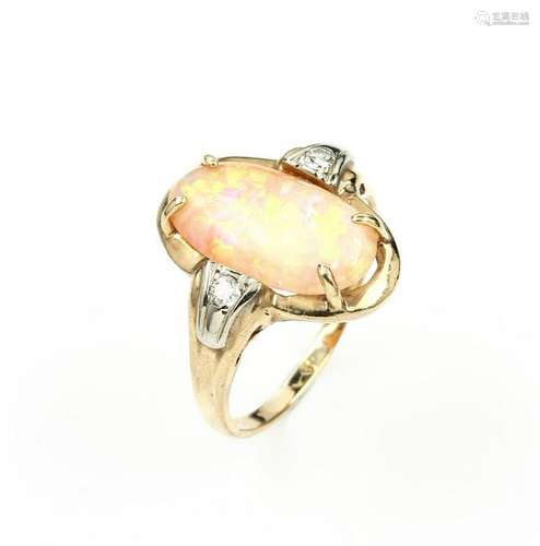 14 kt gold ring with opal and diamonds