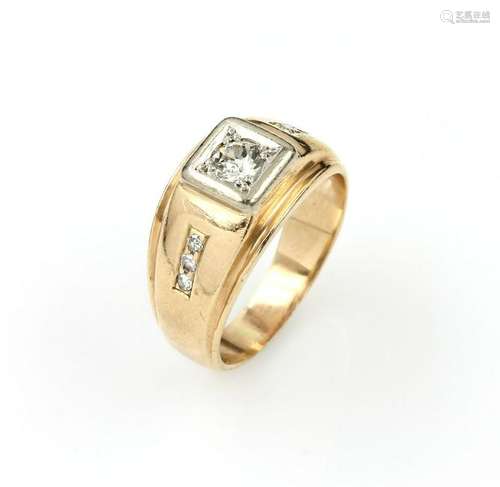 14 kt gold ring with diamonds