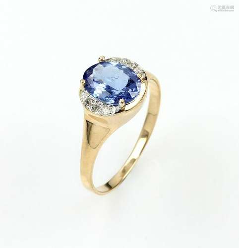 14 kt gold ring with tanzanite and diamonds