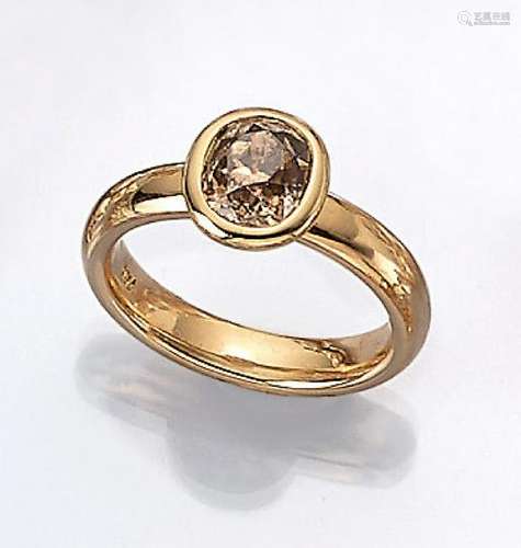 18 kt gold ring with diamond