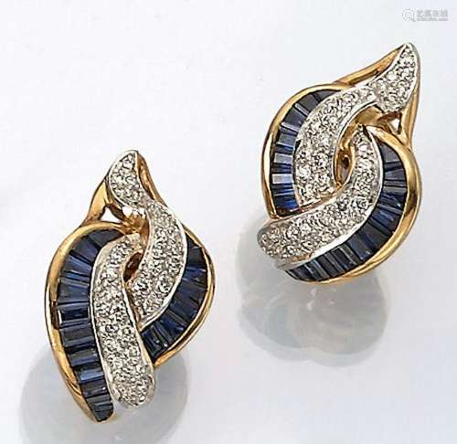 Pair of 18 kt gold earrings with diamonds and sapphires