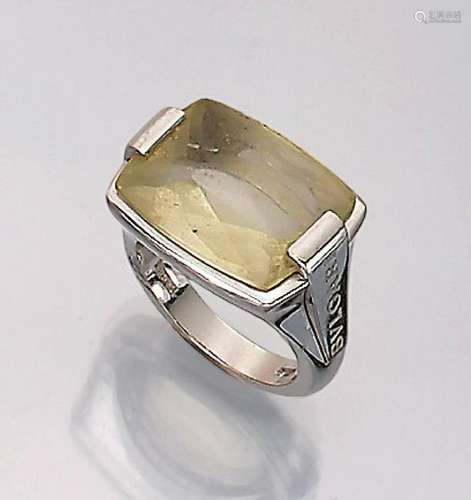 18 kt gold BULGARI ring with lemoncitrine