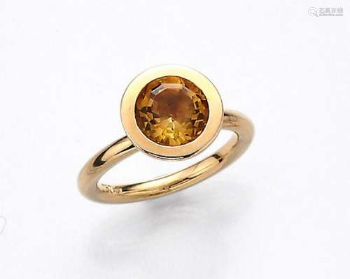 18 kt gold ring with citrine