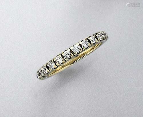 14 kt gold memoryring with brilliants