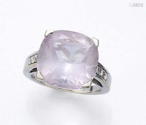 18 kt gold MAUBOUSSIN ring with morganite and