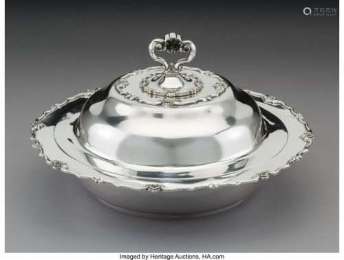 74081: A Topazio Silver Covered Dish with Removable Han