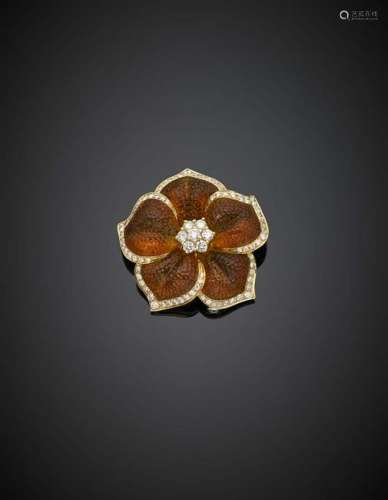 DE AMBROSI Yellow gold primrose brooch with carved