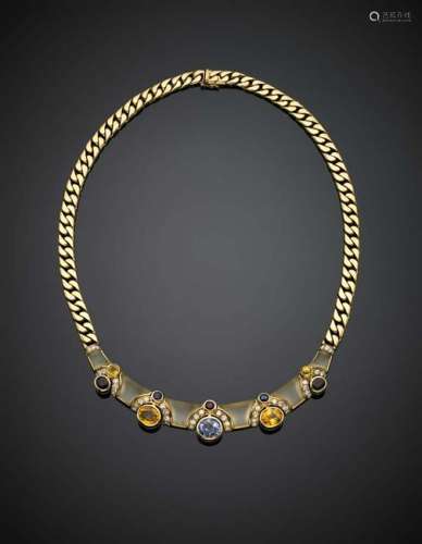 Yellow gold chain necklace with a diamond, hyaline