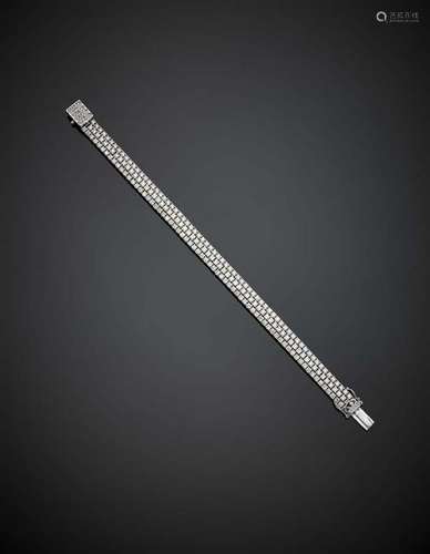 DI GREGORIO Round diamond three rows white gold