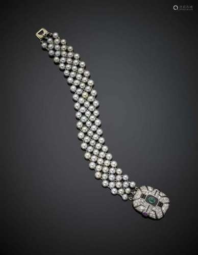Five strand cultured pearl bracelet with diamond and