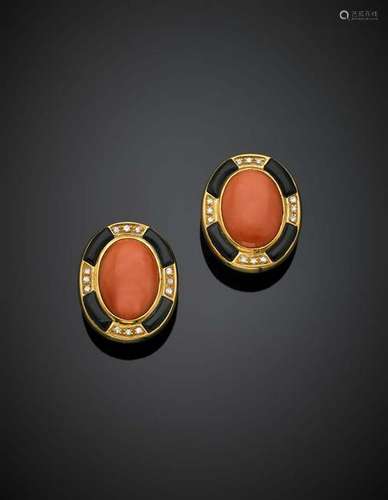 Yellow gold orange cabochon coral, onyx and diamond