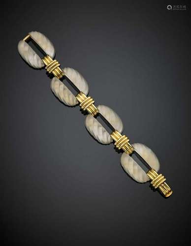 DAVID WEBB Carved and glazed hyaline quartz yellow gold