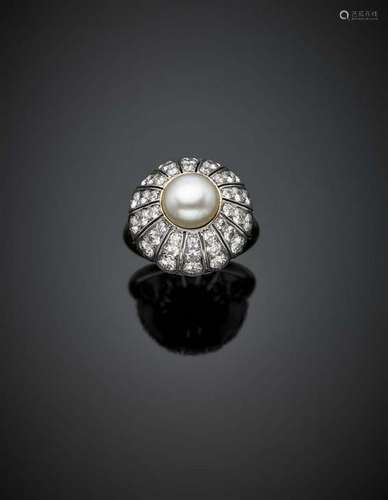 Natural saltwater mm9.44 button pearl and diamond pink