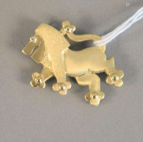 14K lion pin pendant with diamond eye, lg. 1 3/4 in.,