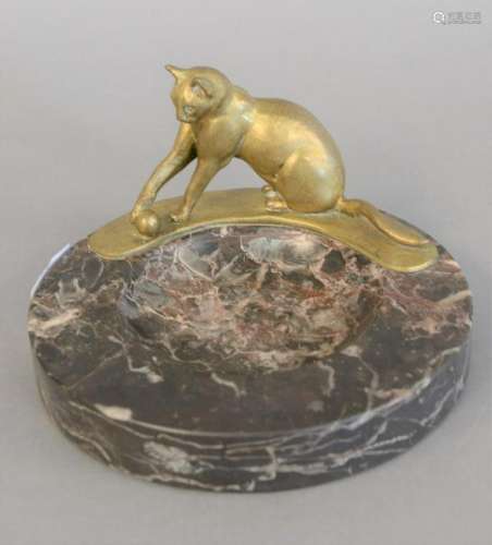 Karl Heynen-Dumont cat bowl having bronze cat playing