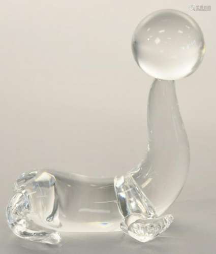 Steuben sea lion with ball figural crystal sculpture,