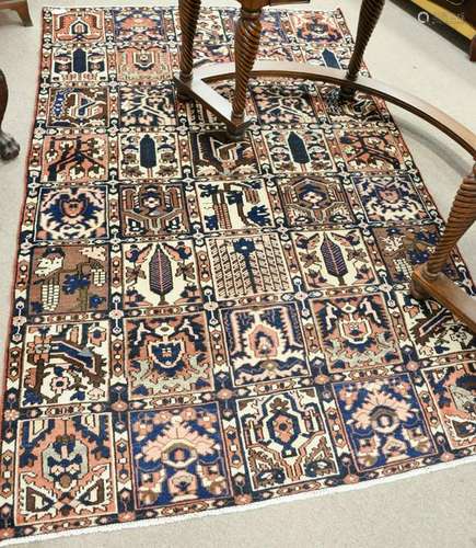 Oriental scatter rug, 4'10