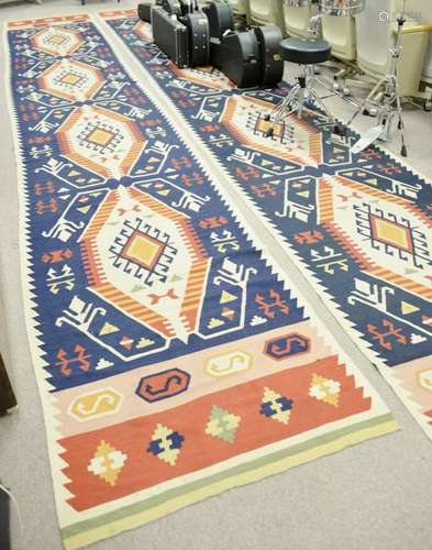 Pair of flat weave Oriental runners, 3'9