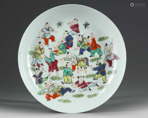 A Chinese famille rose 'boys' dish
