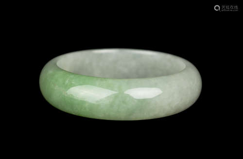 Natural Translucent Jadeite Bangel (with Certificate)