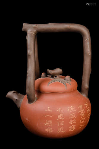 [Chinese] A Large Peach Branch Style Yixing Clay Decorative Teapot