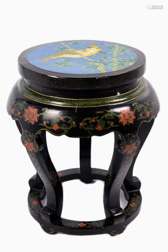 [Chinese] A Black Lacquered Wood Stool with Cloisonne Face with Parrot Pattern